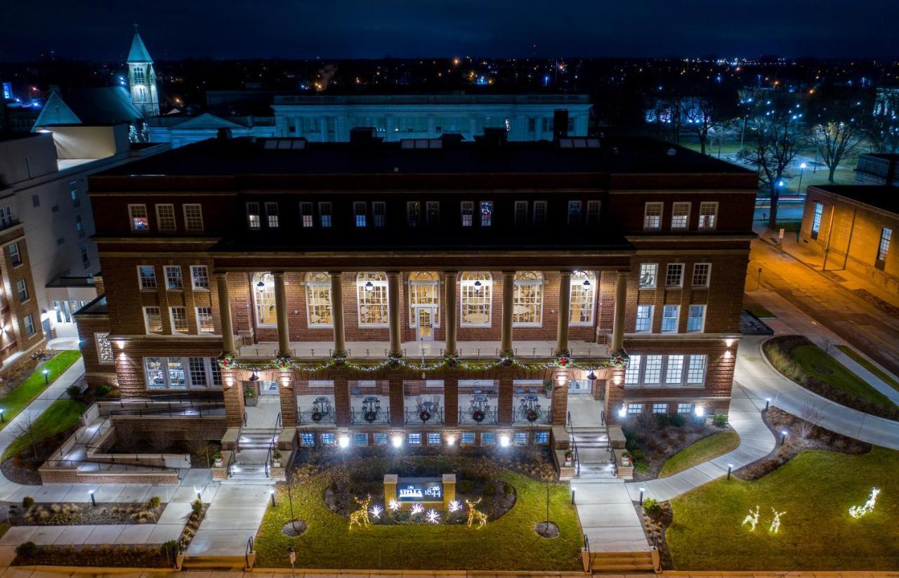 Hotel The Stella & Ballroom 3*